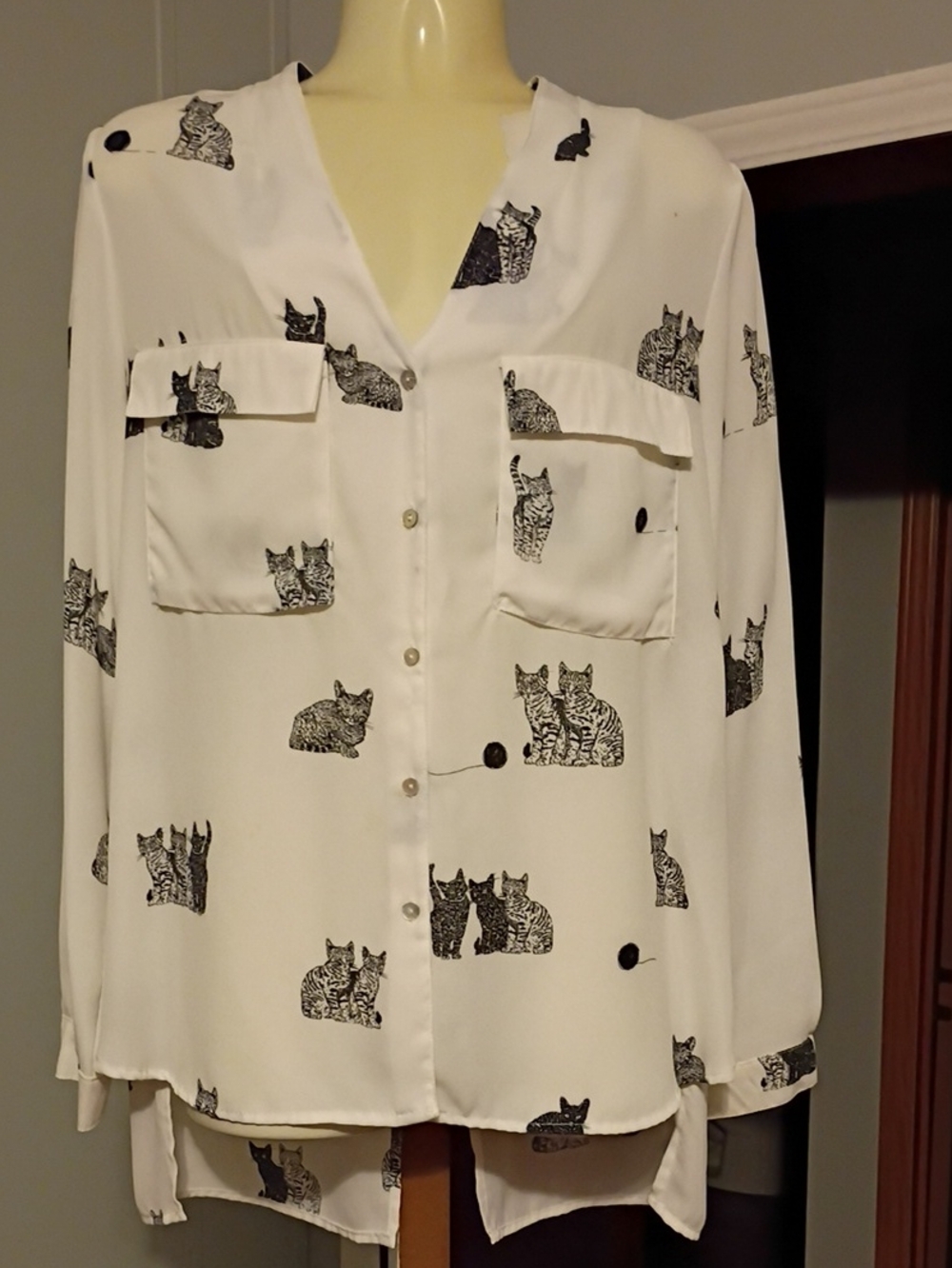 Zara White Cat-Print Long-Sleeve Button Shirt